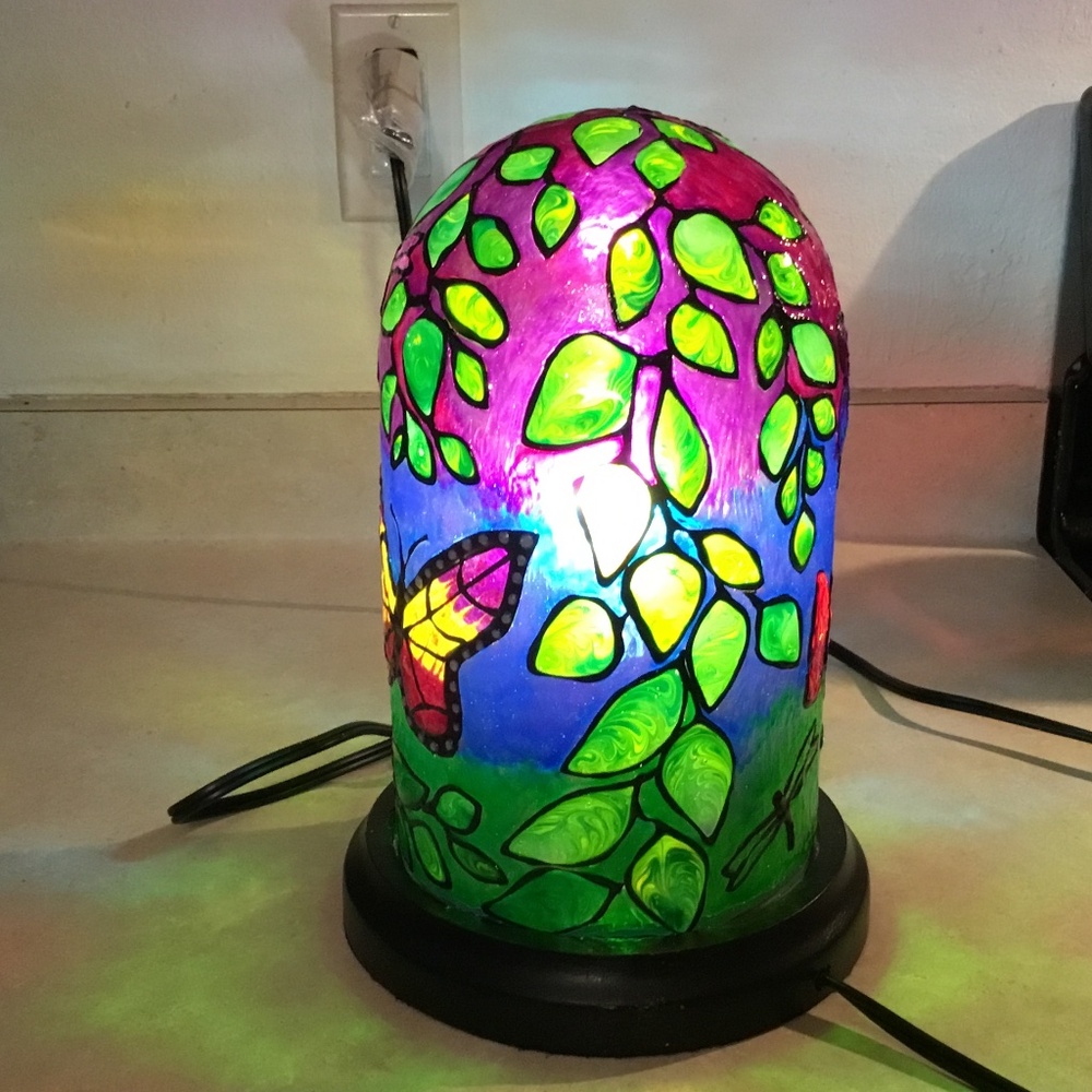 NEW Butterfly and Dragonfly Hand Painted Stained glass lamp - Picture 6 of 7